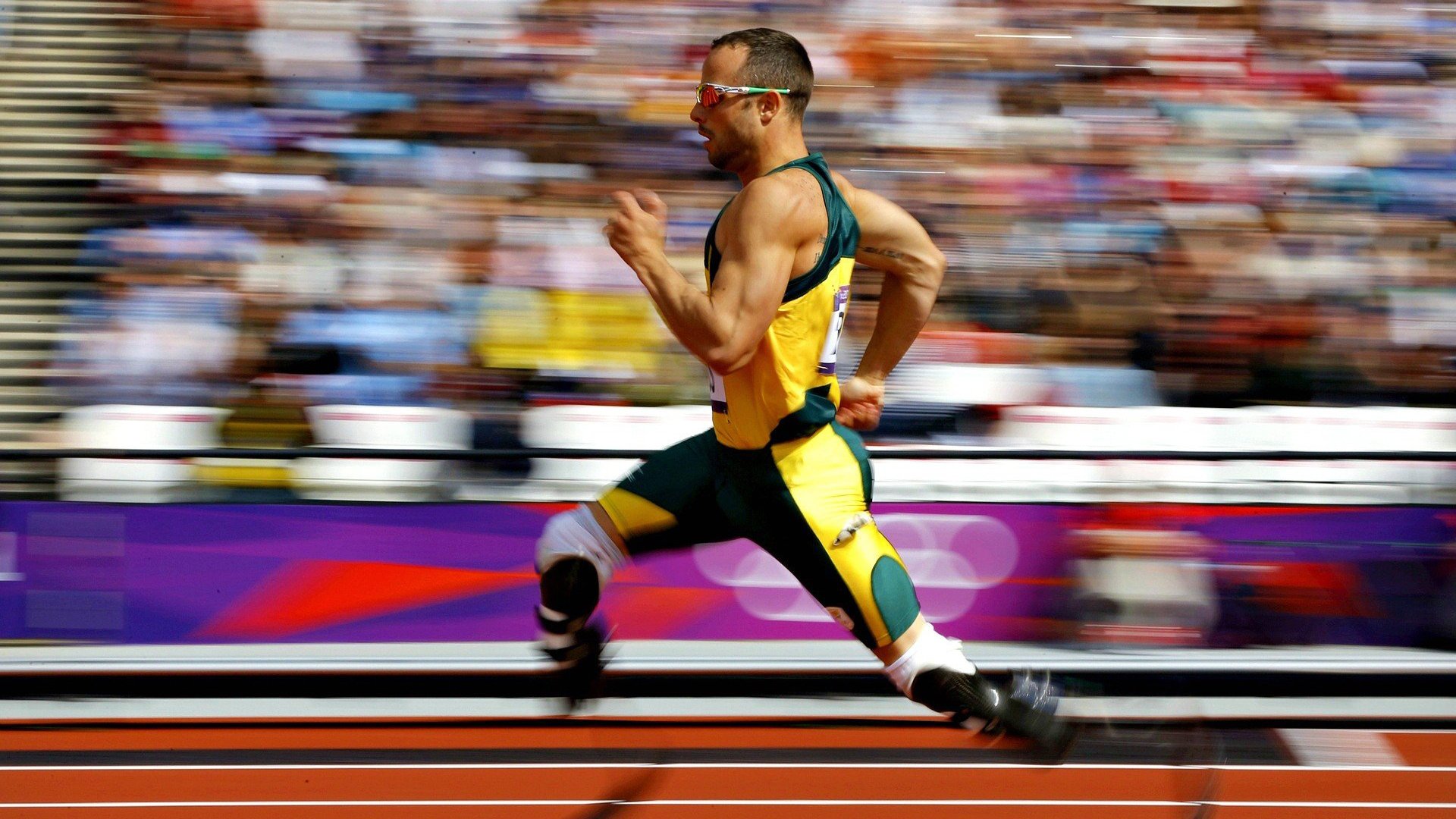 开云体育官网-“场地环境变化推动战术变革——不同场馆的比赛策略深度研究”